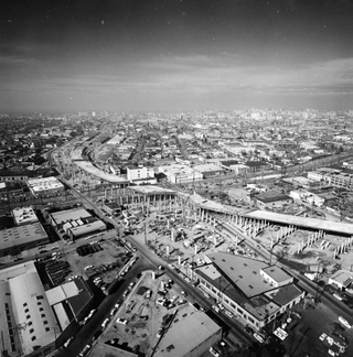 Illustration for article titled They Moved Mountains (And People) To Build L.A.’s Freeways